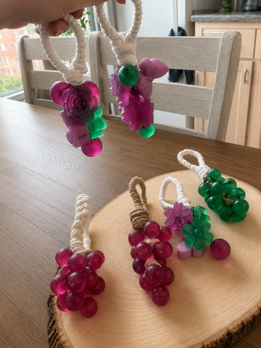 Floral Vine Soap Hanger